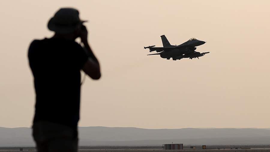    Фото: TASS/EPA/ABIR SULTAN
