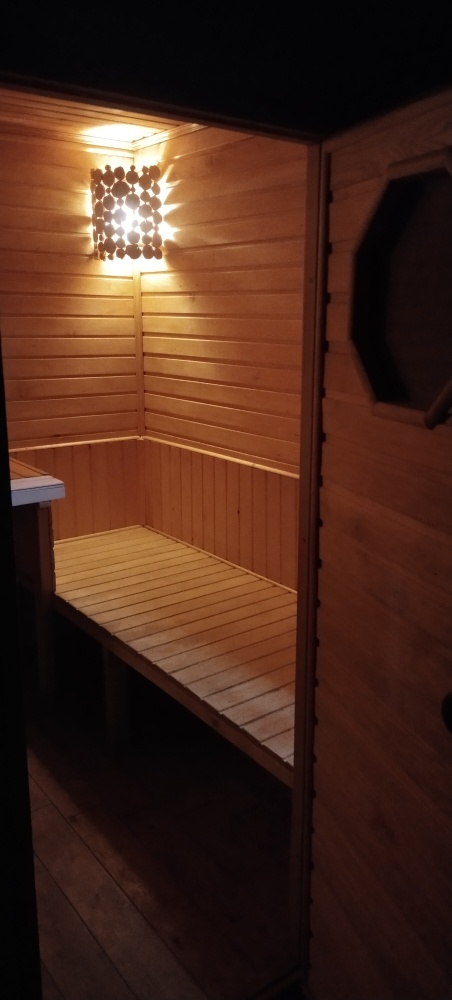 Полка справа