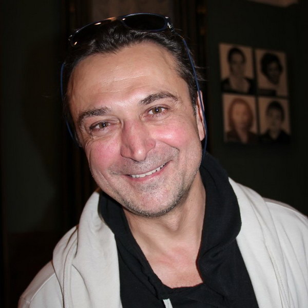     Александр Лазарев покажет «Предложение» с Ольгой Богдановой и Александром Домогаровым в Театре Армии