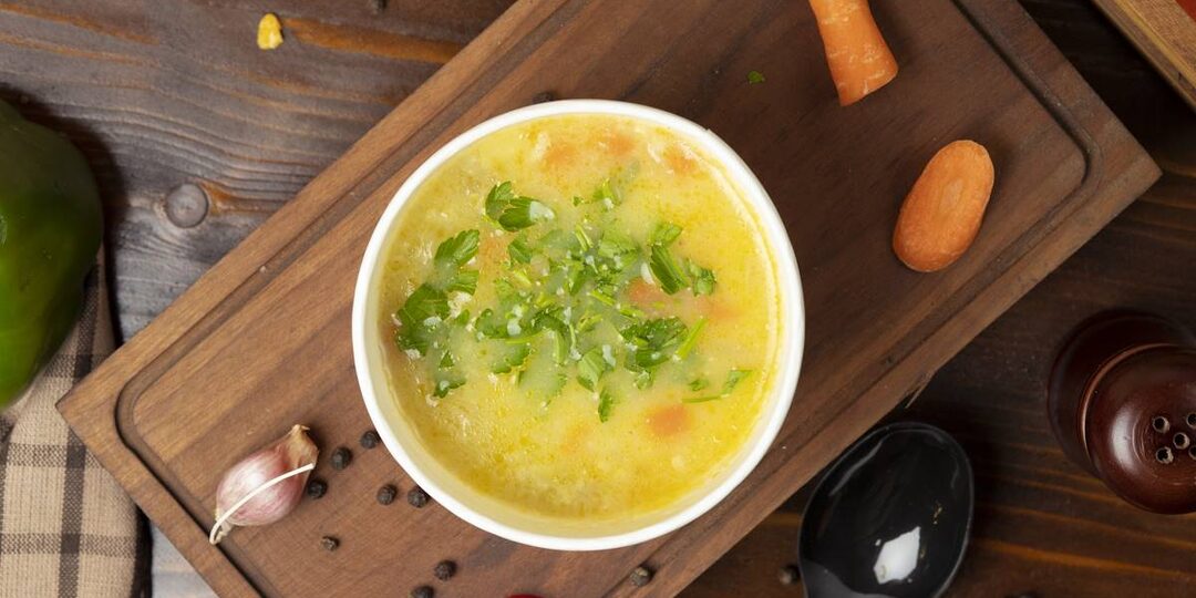 Базовые заготовки: готовим правильный куриный бульон для заморозки