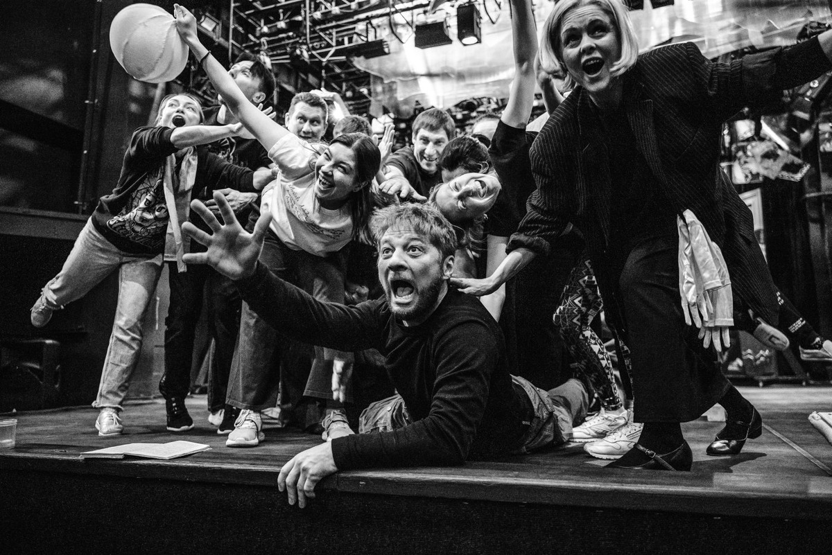    В Ханты-Мансийске открывается выставка «Этот невероятный мир театра»