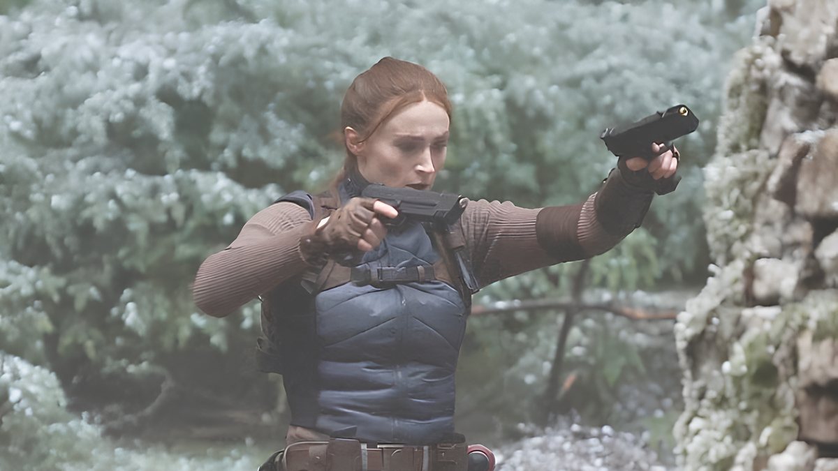 Лара Крофт с парными пистолетами: свежие кадры со съемок сериала Tomb Raider