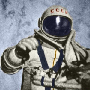 Первый выход человека в открытый космос