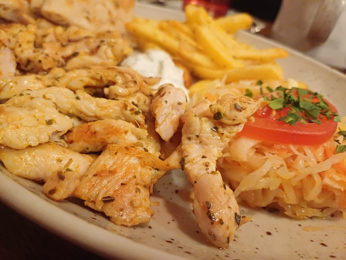 Фото автора, почти шаверма, правда, из греческой таверны в Питере