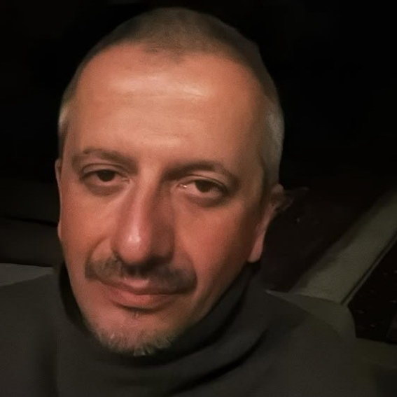     Константин Богомолов снова переименует Театр Романа Виктюка