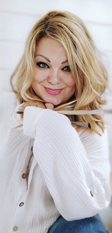 Художник Ольга Аман