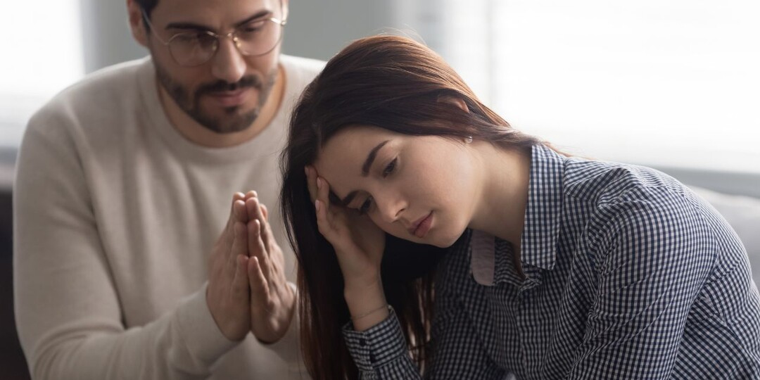 – Чего встала на пороге? Дай пройти! – свекровь сделала все для нашего развода. Часть 10