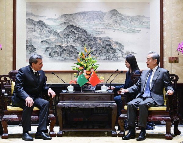 Встреча Рашида Мередова с Ван И, 17 марта, 2026 г., Пекин, Китай (Фото: CGTN)
