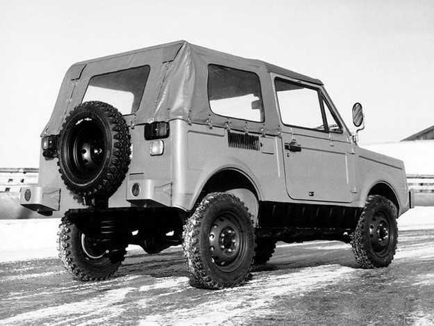 ВАЗ-2122 сзади. Источник фото: drive2.ru