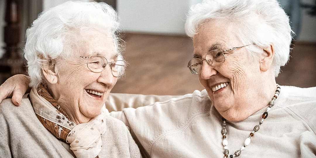 С кем правильнее всего жить пожилым людям после 70 лет