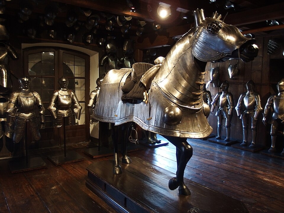 Конский доспех  в Ландесцойгхаусе в Граце (Австрия); начало 16 века