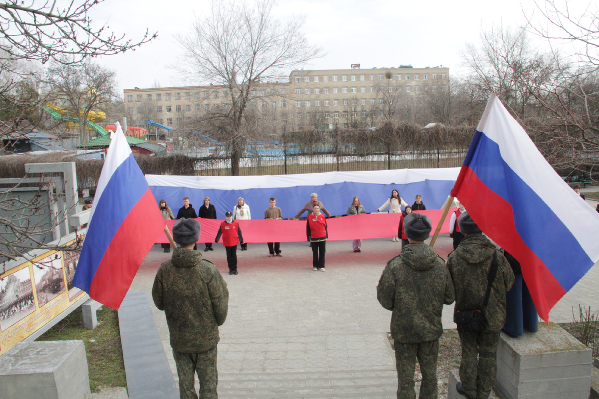 Новочеркасск. Александровский сад. Весна 2026