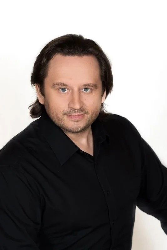 Заслуженный артист России Олег Долгов, фотография из открытых источников Яндекса