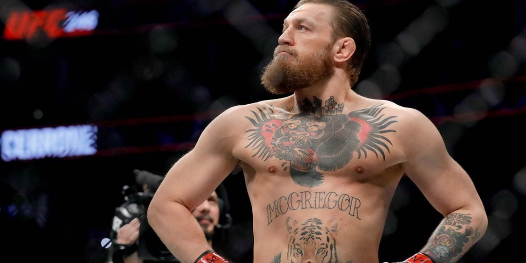 Топ-5 самых зрелищных бойцов в истории UFC: Художники нокаутов и архитекторы зрелища