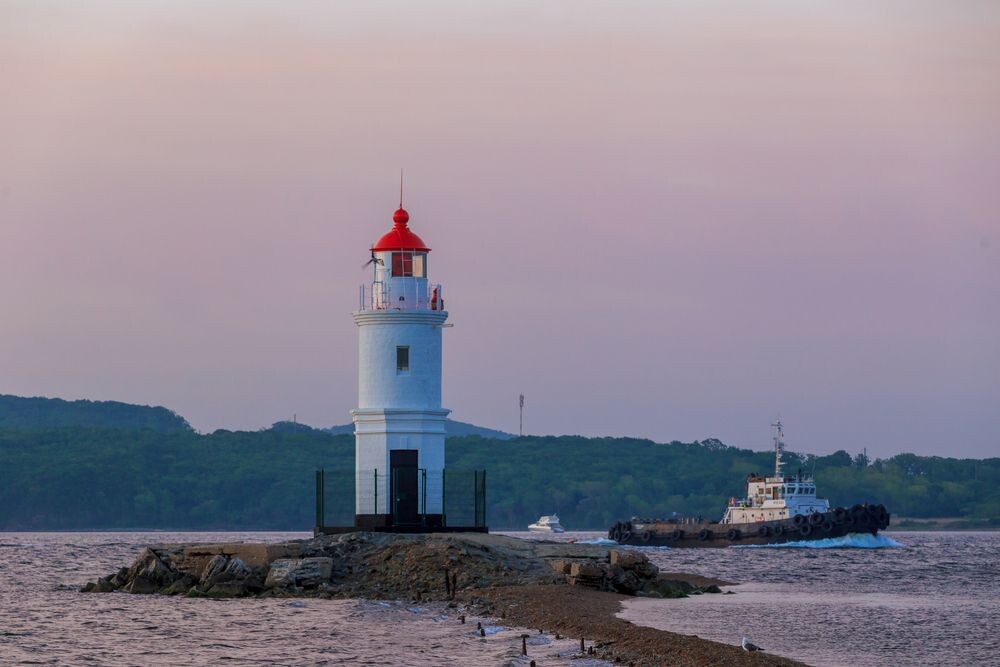 Маяк Токаревского в Приморском крае