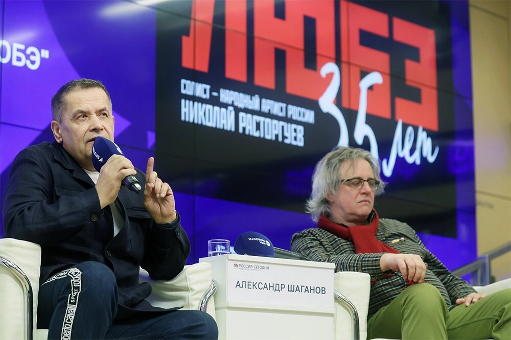    Солист «Любэ» Николай Расторгуев и Александр Шаганов. Фото: РИА Новости/ Виталий Белоусов