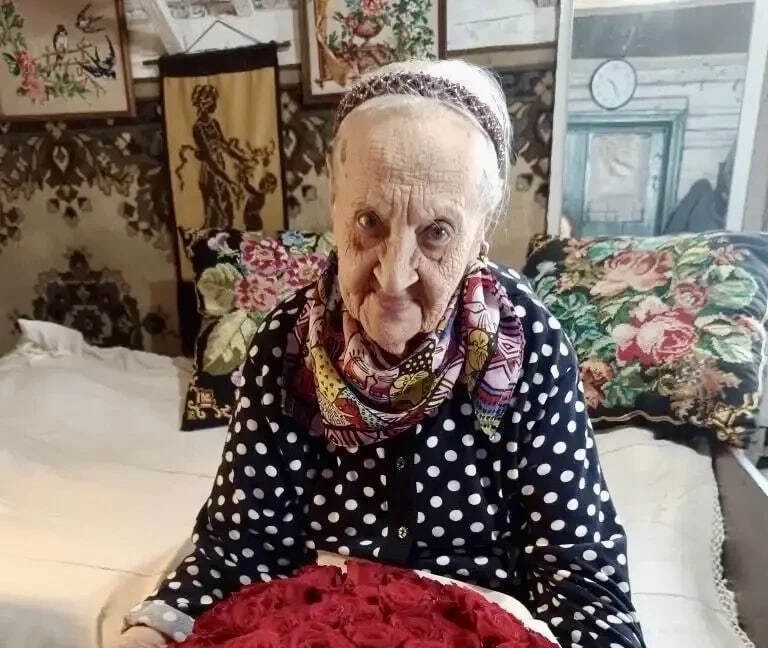    Луиза Николаевна родилась, училась и работала в Горьком