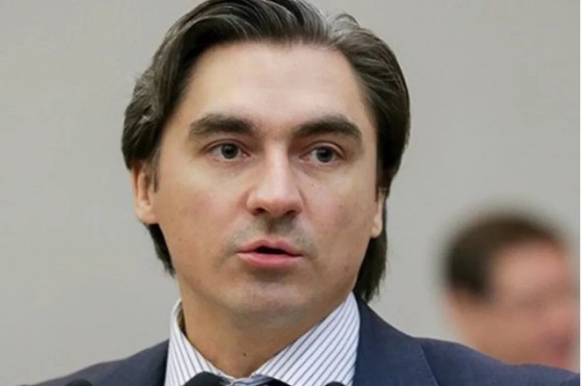    Зампред комитета ГД по информполитике Свинцов исключен из ЛДПР