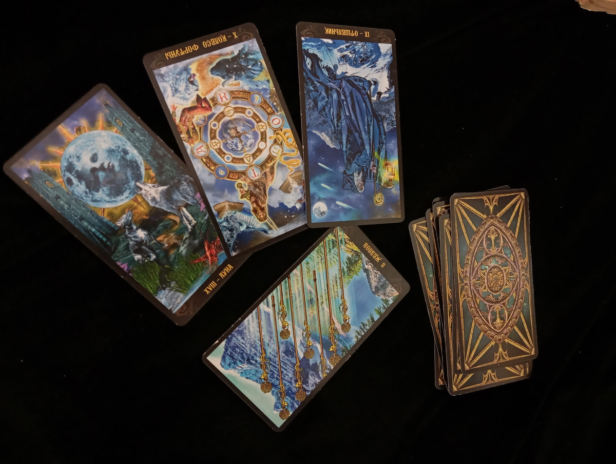 Таро для Раков на апрель 2026