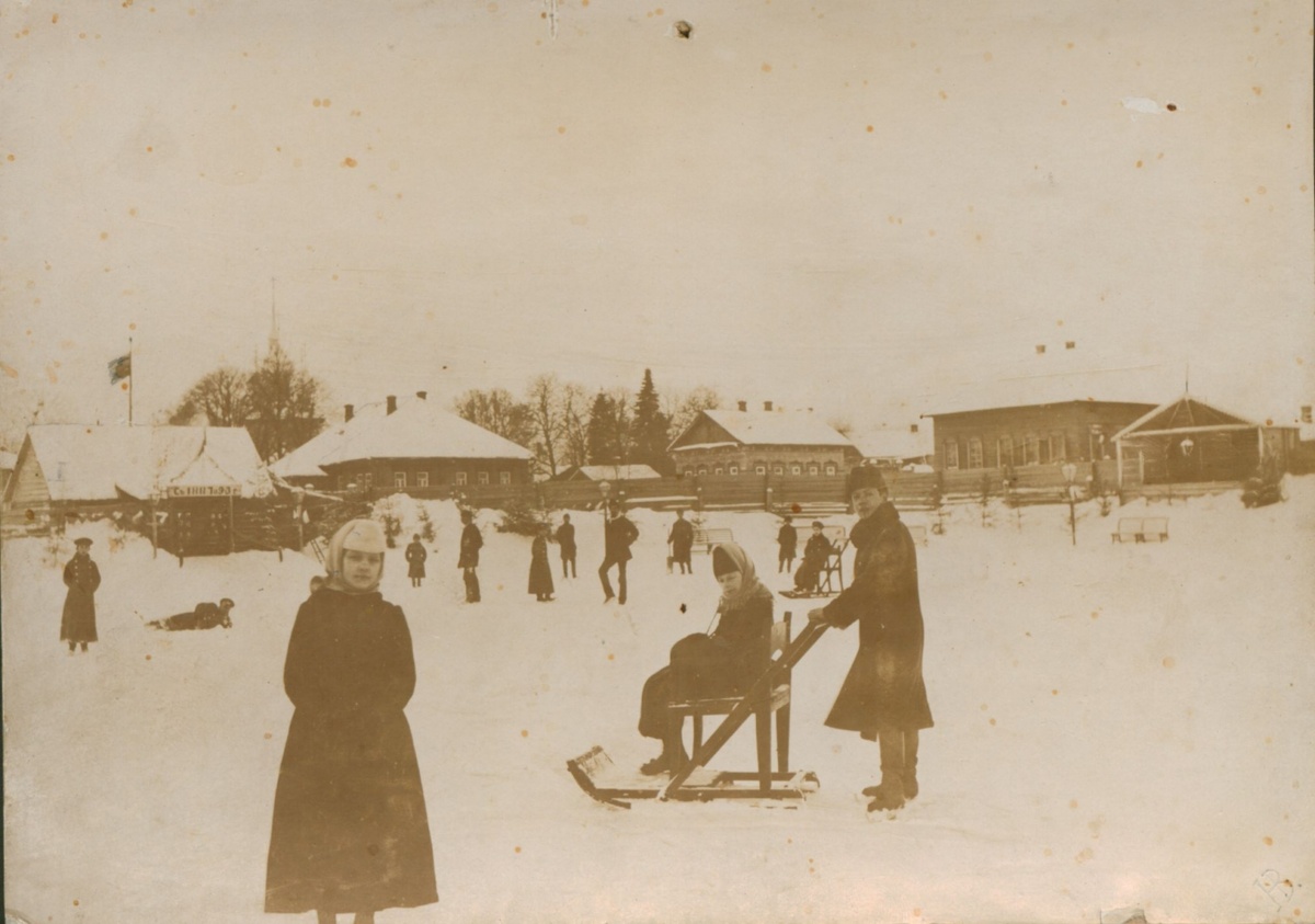 Каток на Медном пруду. Фото 1895-1905 гг.