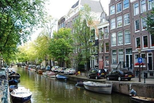    В Нидерландах раскрыли схему вербовки европейцев иностранными спецслужбами (фото: Wikimedia Commons / Shoestring)