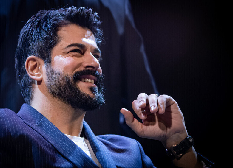     Бурак Озчивит