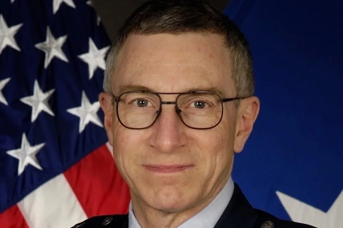    Попов назвал две версии пропажи изучавшего НЛО генерала США