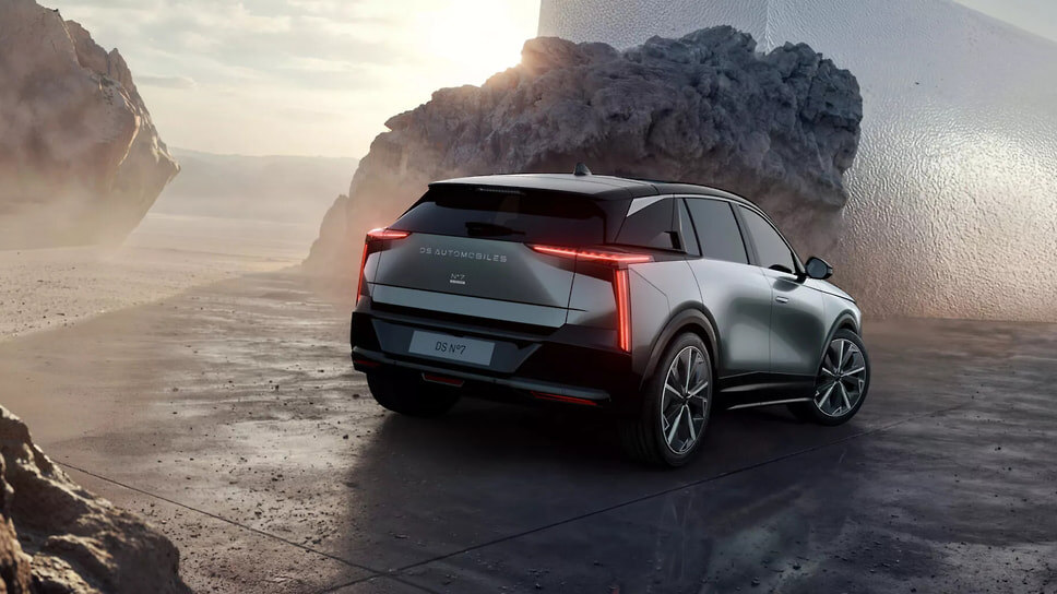 DS №7.📷Фото: DS Automobiles