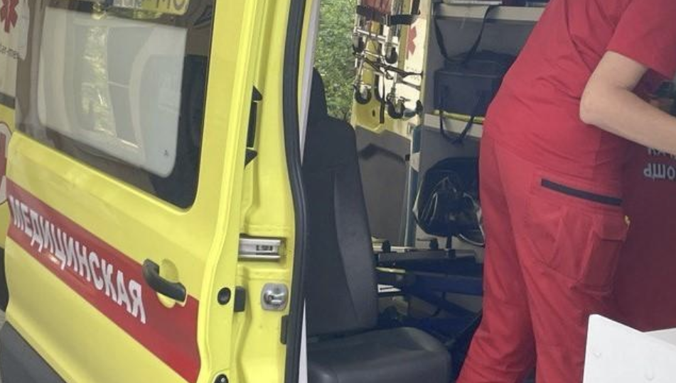 Что делать, если скорая не едет на высокое давление: новые правила 2026