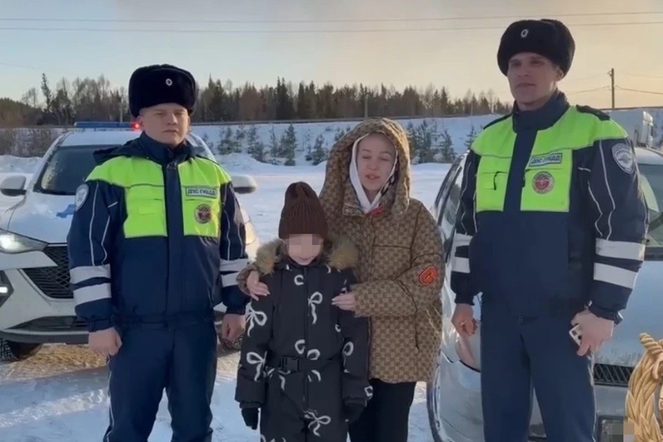    В Тайшетском округе полицейские помогли женщине с ребёнком во время урагана УГИБДД ГУ МВД России по Иркутской области
