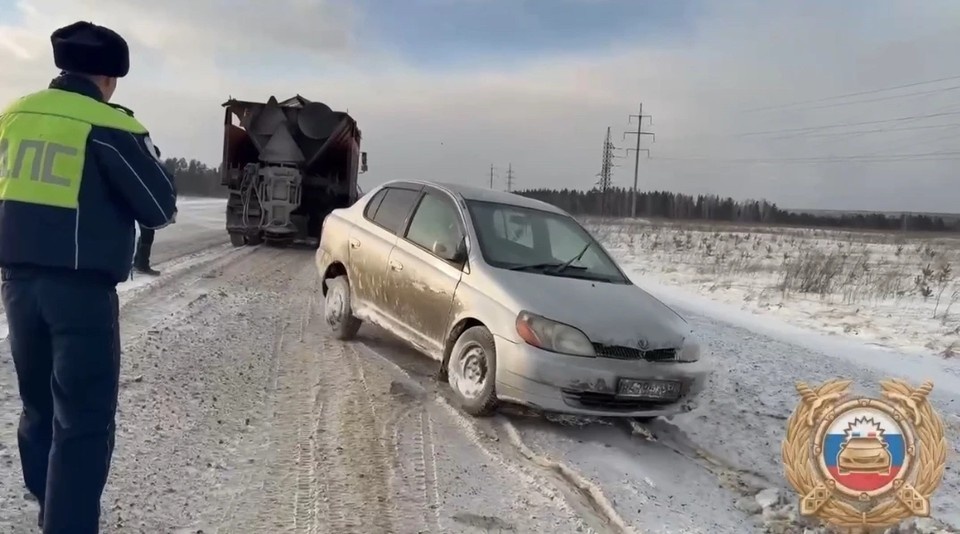    Во время сильного ветра машина съехала с трассы и перевернулась УГИБДД ГУ МВД России по Иркутской области