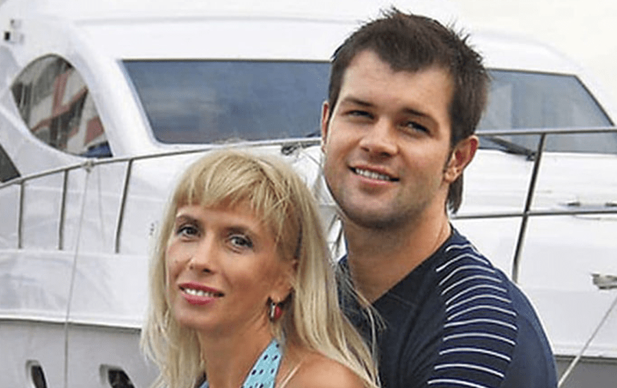 С манекенщиком. Открытые источники 