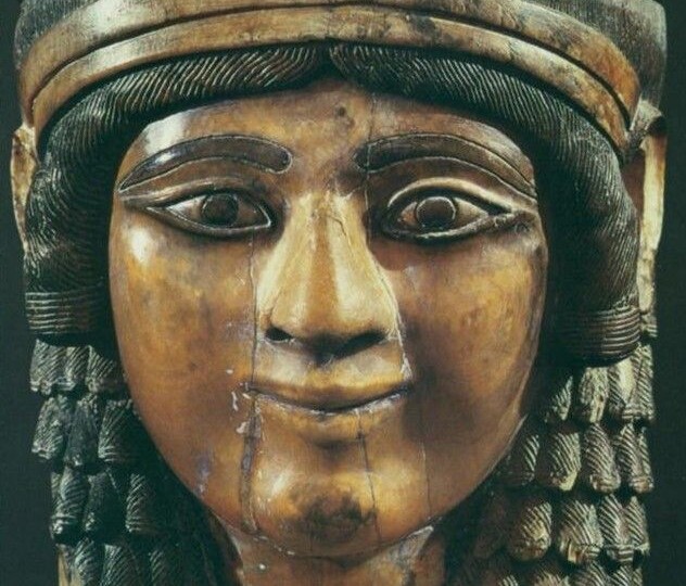 Слоновая кость в кладовых ассирийского царя Ашшурнацирапала и Агата Кристи