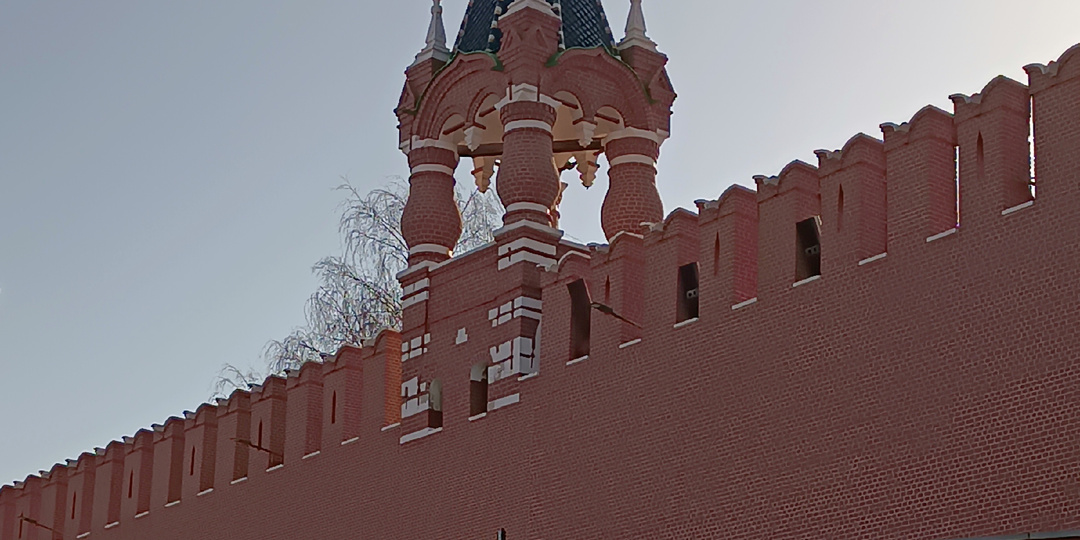 Башни и стены Московского Кремля