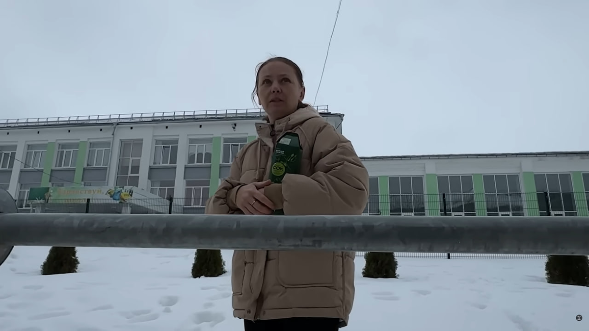 Фото: скрин видео с YouTube-канала «Вася на сене»
