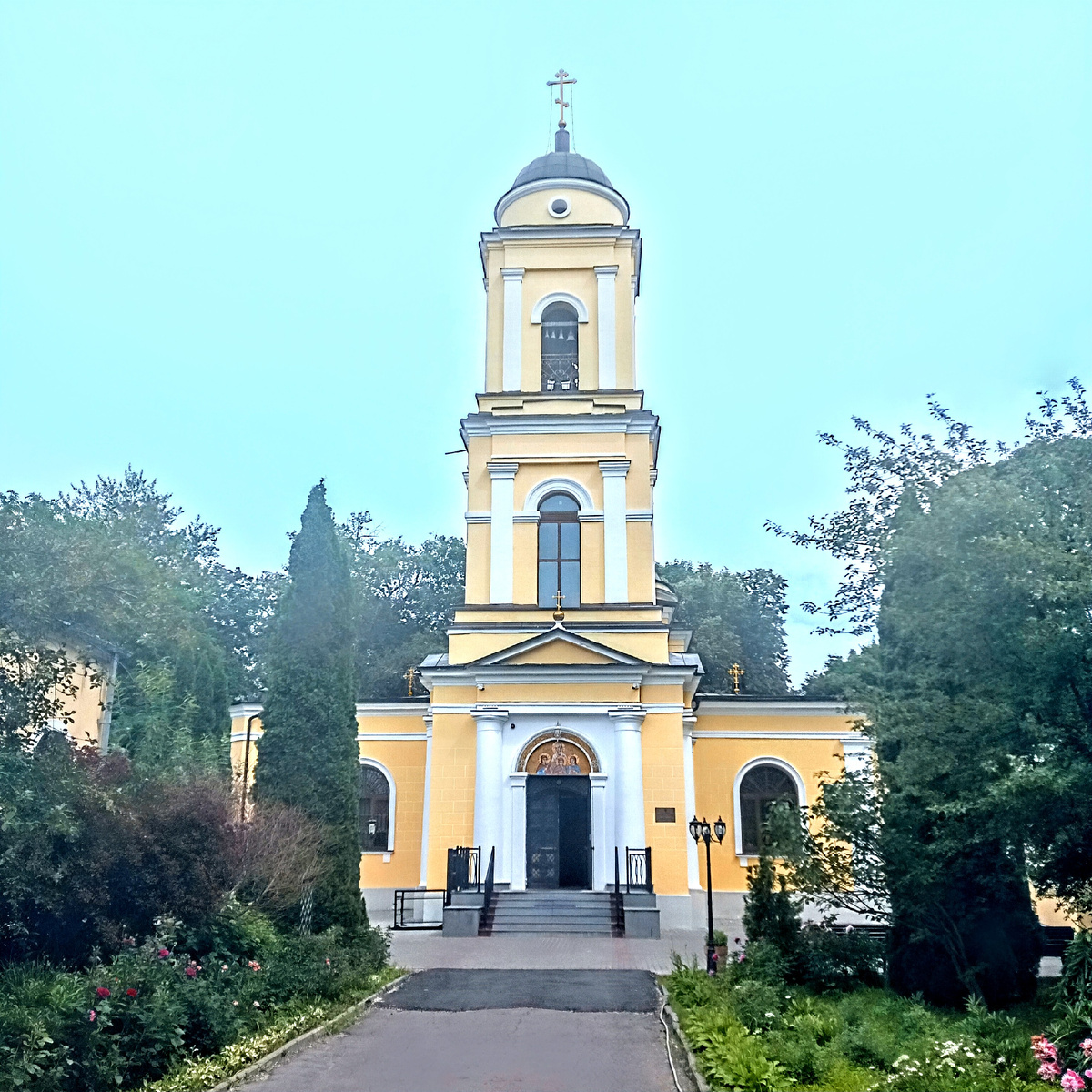 Храм Веры, Надежды, Любови и матери их Софии в Миуссах. 