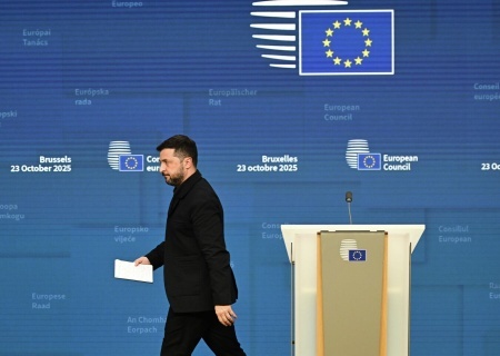    Рейтинг вместо выборов. Зеленский диктует социологам правильные опросы