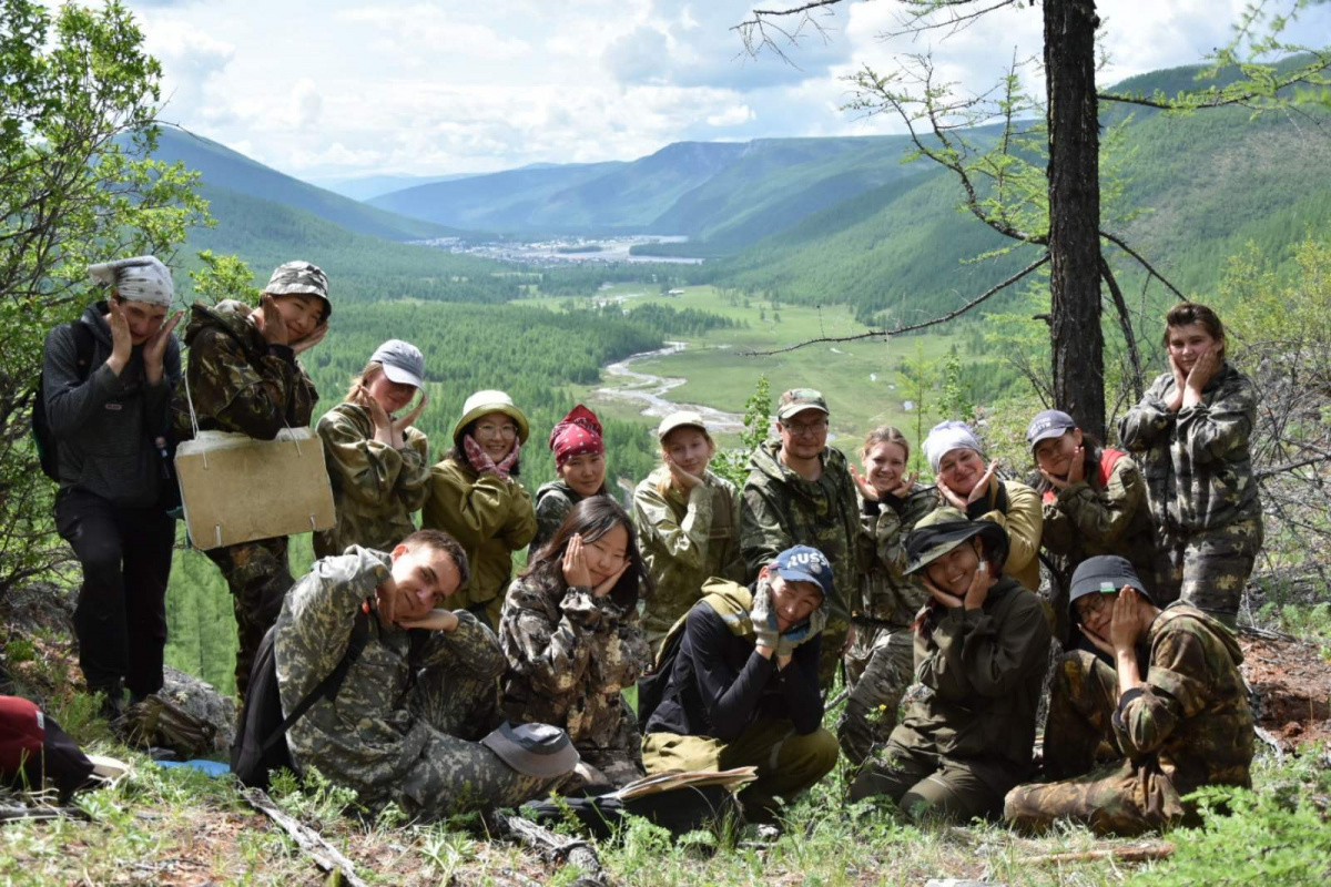 Научно-исследовательская работа студентов ФБГиЗ на полевой практике в Оке, 2022 год