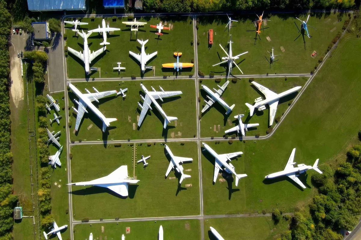 https://s11.stc.all.kpcdn.net/russia/wp-content/uploads/2025/08/ulyanovsk-muzej-aviatsii-pod-otkrytym-nebom.jpg