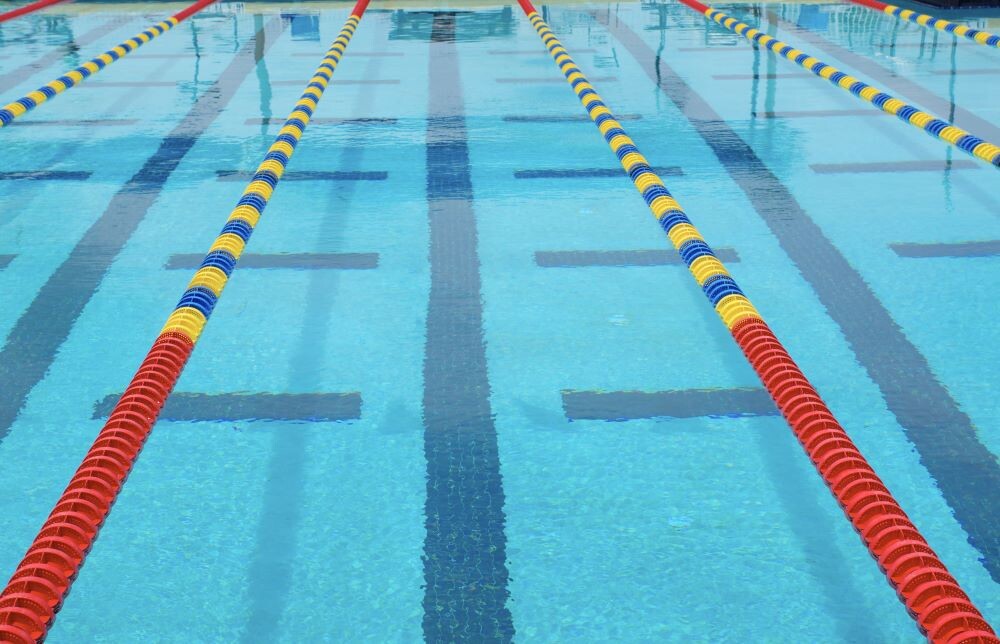 Спортивный бассейн