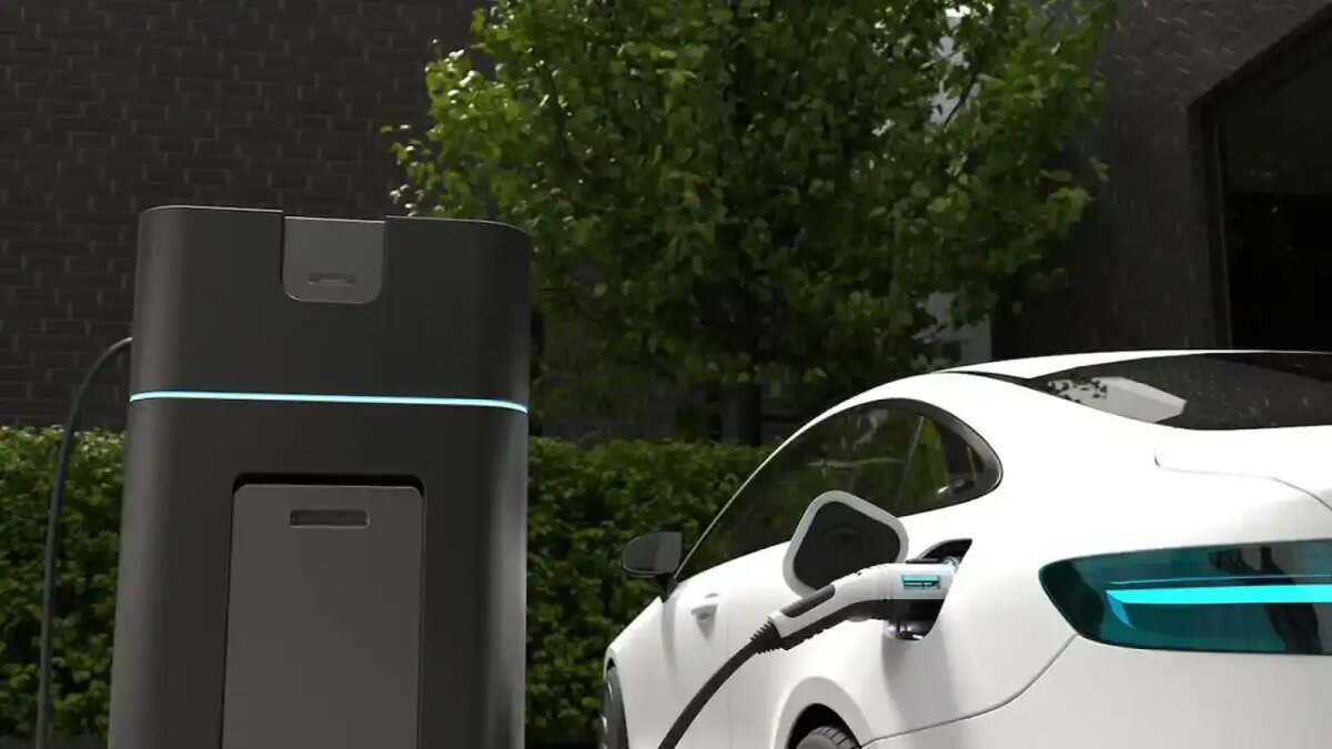    Электромобиль. © freepik.com