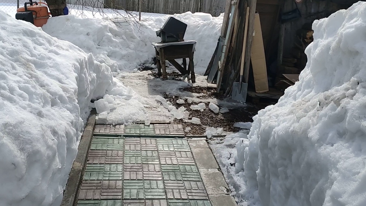 Проход уже широкий