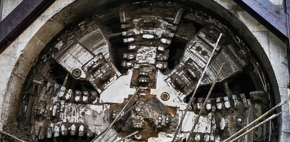     На Бирюлевской линии метро проложен правый тоннель от станции «Остров Мечты» до «Кленового бульвара» – мэр