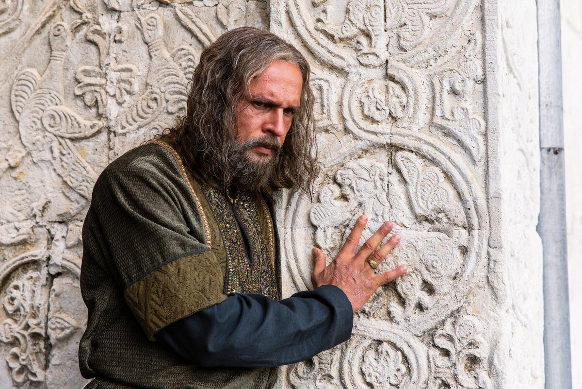 Алескандр Голубев в роли князя Андрея Боголюбского. Телеканал "Россия" 