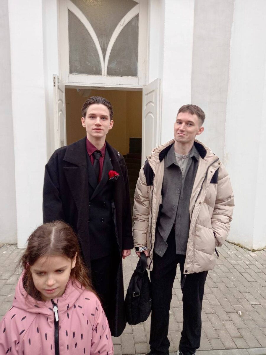 Это сейчас Алексей Борисович МУЖ!! А тогда...