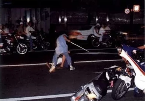 Драка членов банд