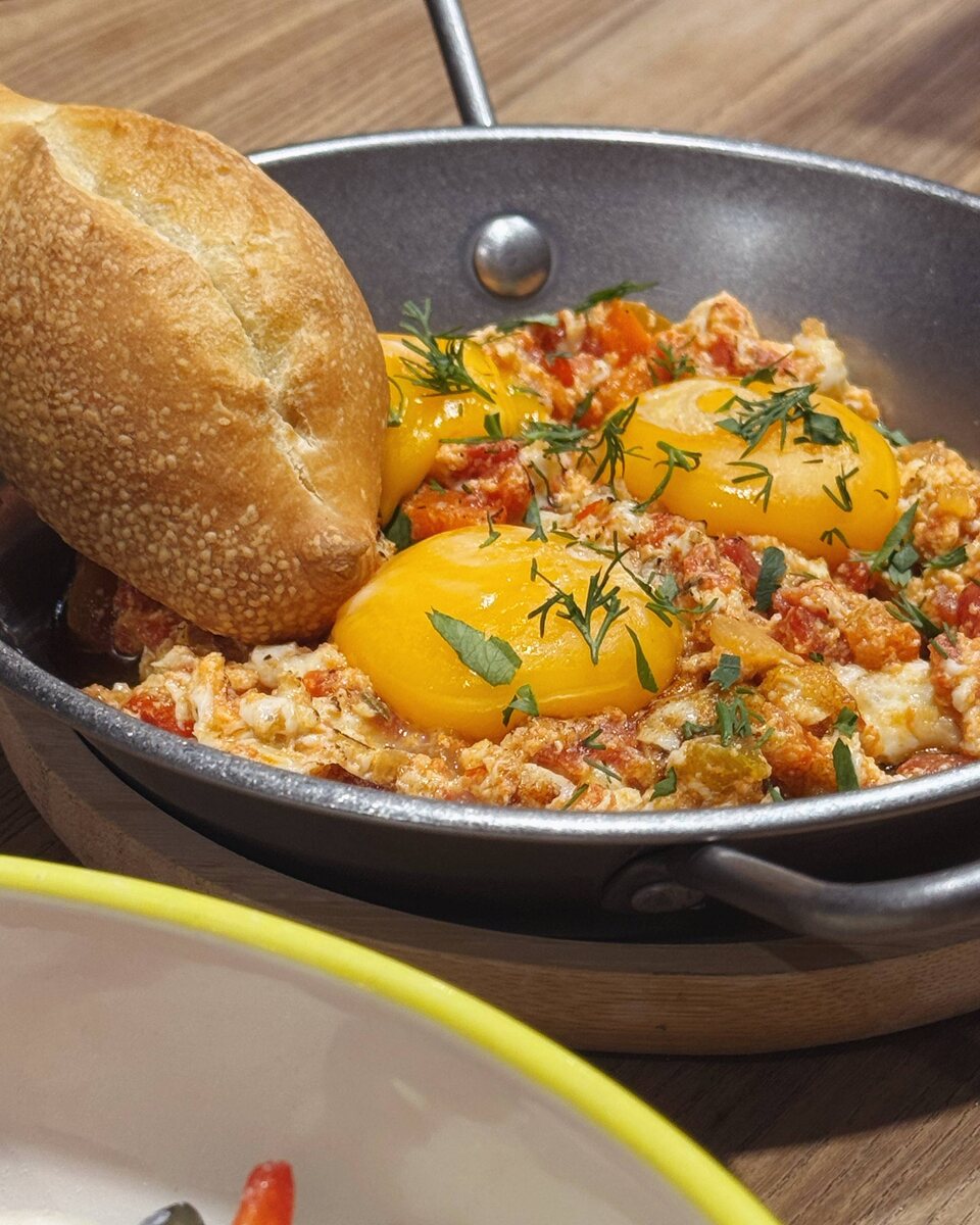 Порадовало, что завтраки готовят весь день. 