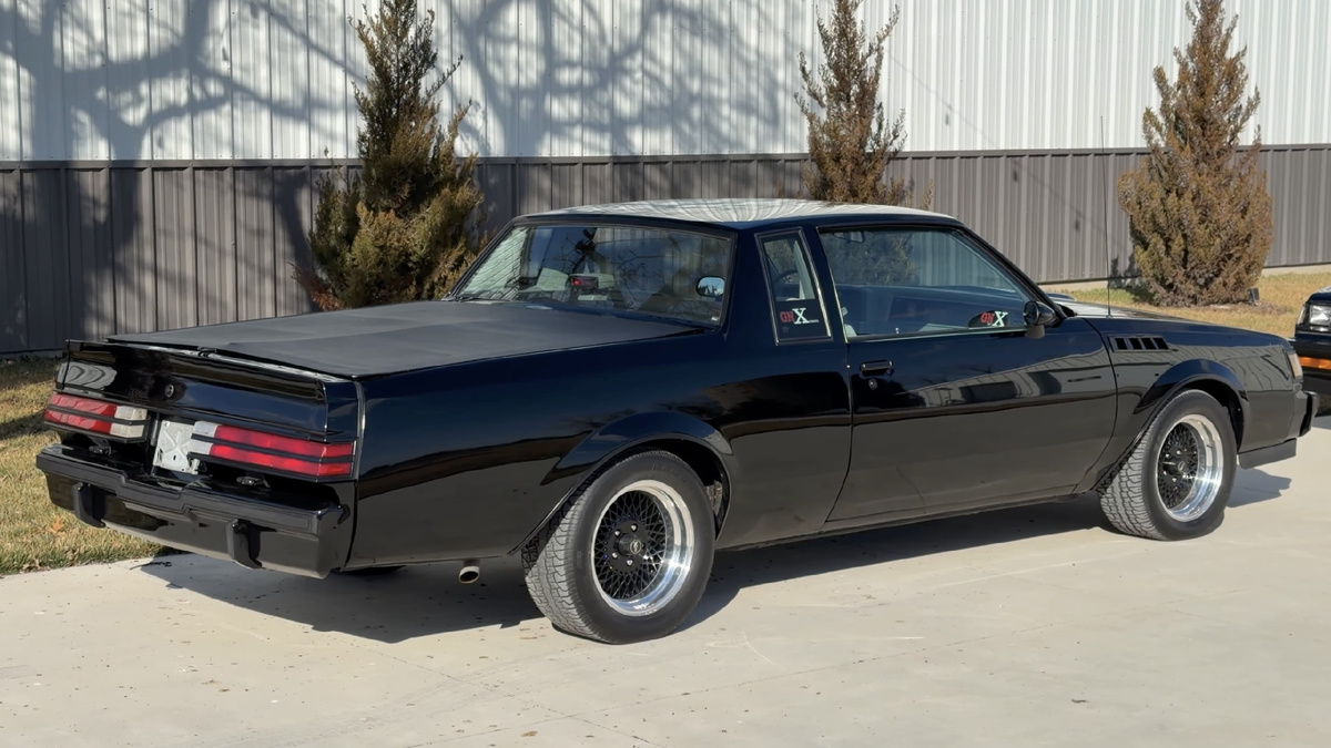 Buick GNX 1987 года
