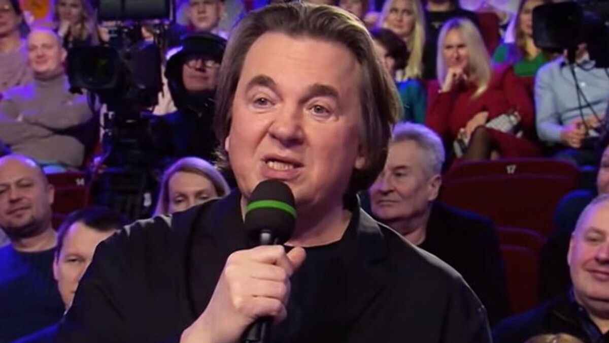 Главный по тарелочкам. Фото Яндекс.Картинки. 