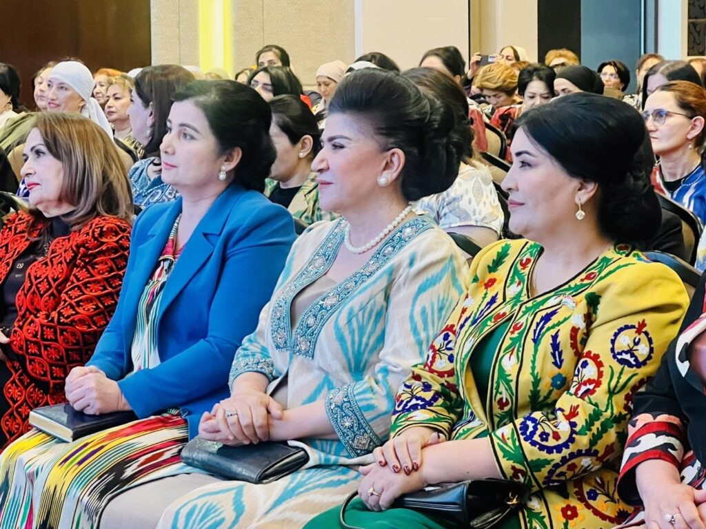 ФОТО: Комитет по делам женщин и семьи при Правительстве Республики Таджикистан